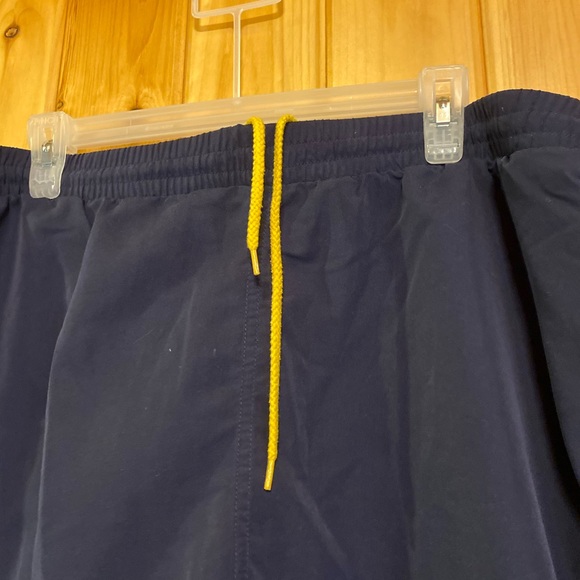Perry Ellis America Active Men’s Navy and Yellow Swim Trunks - Picture 4 of 8